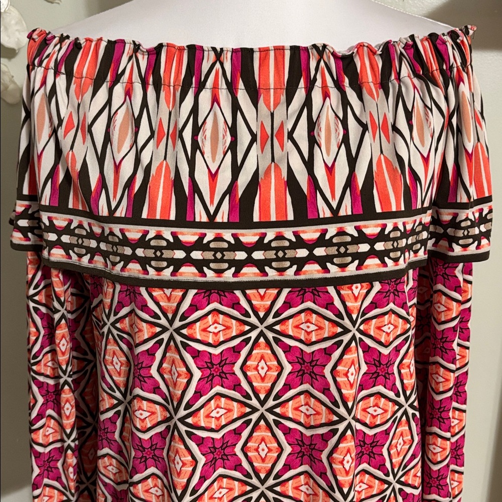 Chico's Red Pink Geometric Off Shoulder Blouse Size 1 - Picture 2 of 4